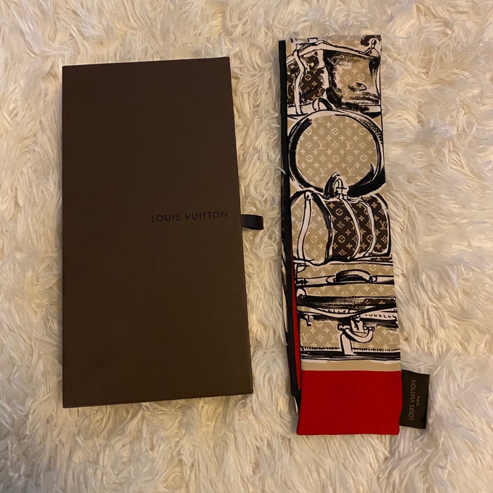 Authentic Louis Vuitton Trunks Bandeau